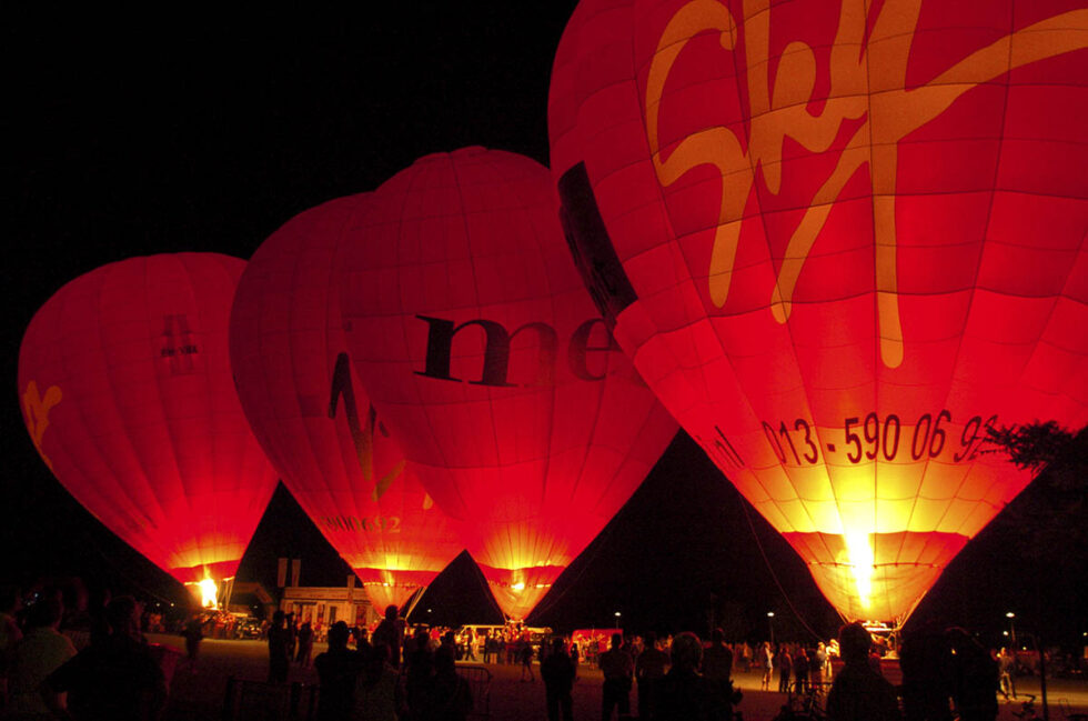 2007 Tilburg Reeshof ballonfestival nightglow