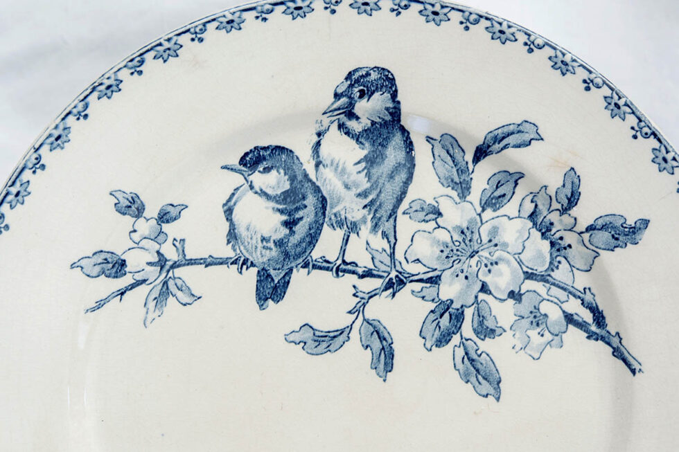 Servies 16 Vogels detail van oud Frans bordje Bleu